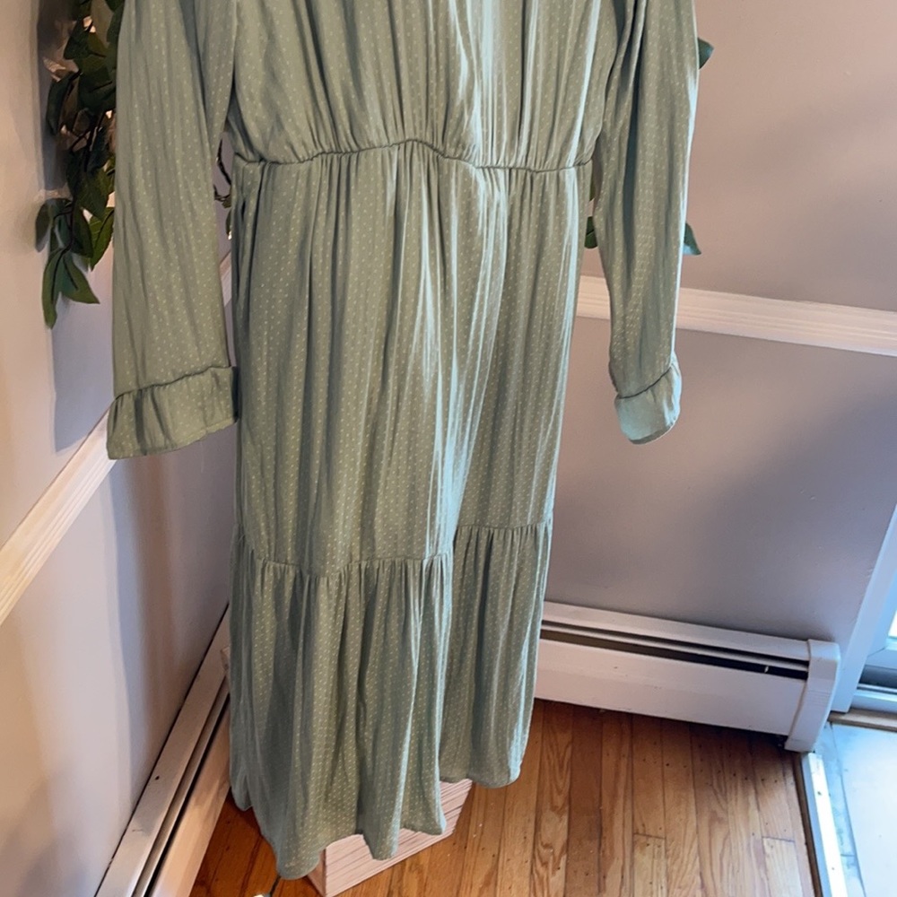 Green NSR NWT DRESS 👗 - Picture 7 of 13